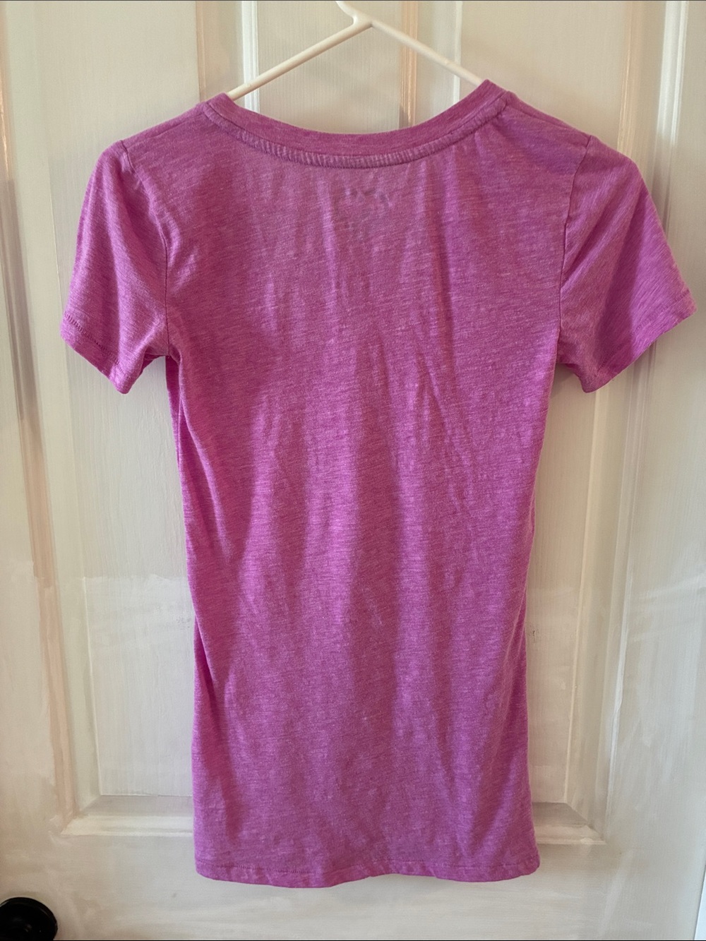Aeropostale V-Neck T-shirt with Sequin Pineapple - Picture 4 of 4